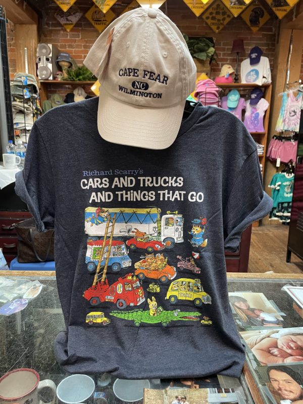 Richard Scarry's Cars and Trucks and Things That Go - Adult