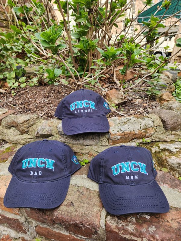 UNCW Dad, Mom, and Alumni Hats