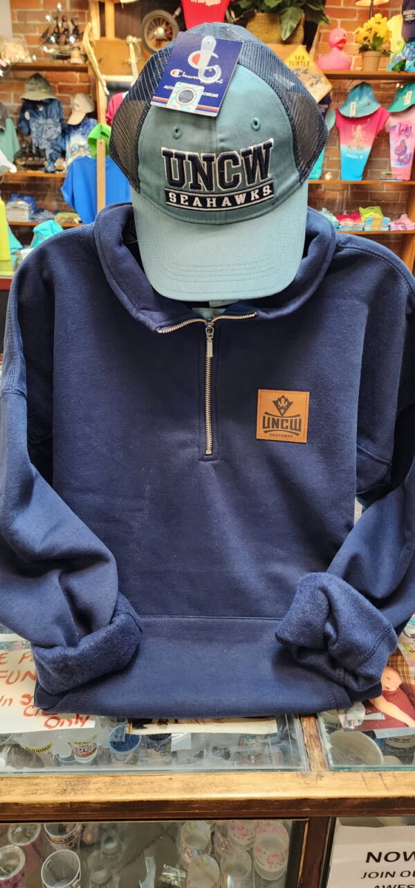 Men's UNCW Quarter Zip Sweater- Navy